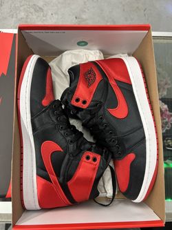 Air Jordan 1 Satin