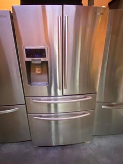 SAMSUNG REFRIGERATOR 4 DOORS, STAINLESS STEEL.