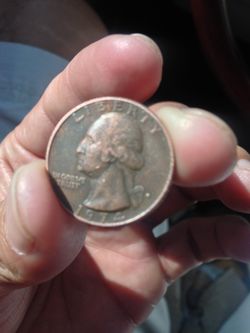 Copper color quarter. Do you know if it's has any value