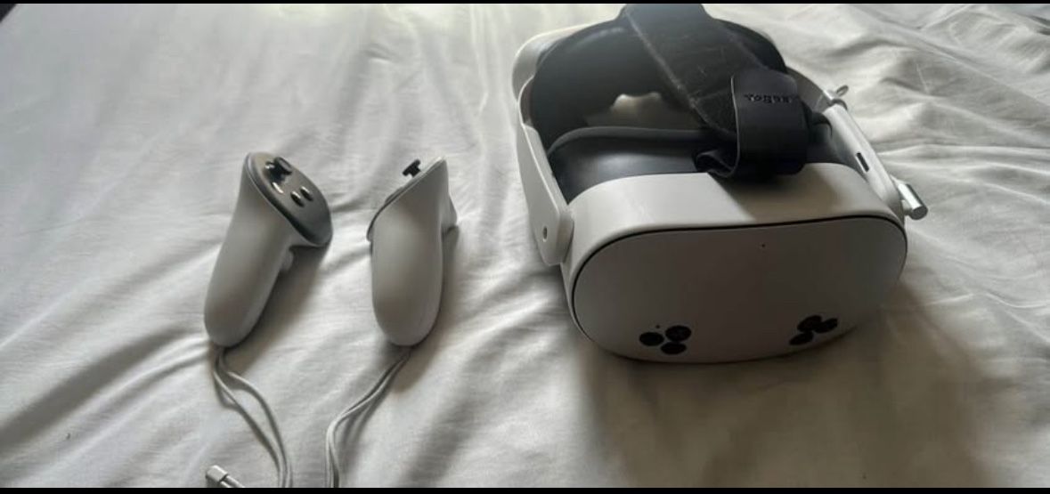 Meta Quest 3s With Battery Pack