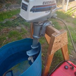 Four Horse Evinrude