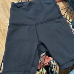 Lululemon Shorts Size 2