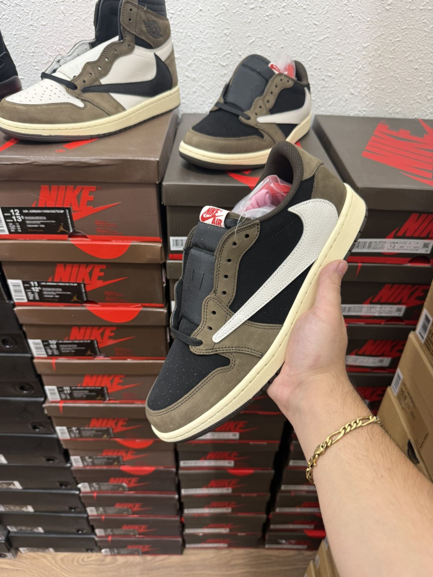 Aj1 Nike Air jordan 1 low travis Scott Dark Mocha Size 7,7.5,8,8.5,9,9.5,10,10.5,11,12