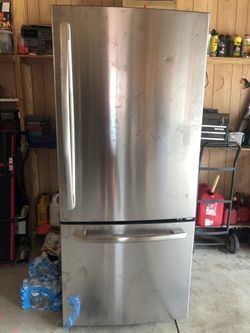 GE STAINLESS STEEL FRIDGE