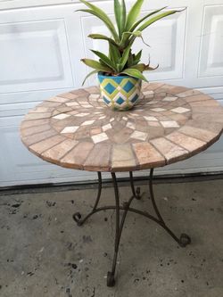 TILE TABLE