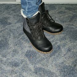 Black Boots