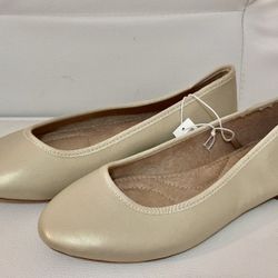 FLAT SHOES FOR WOMAN