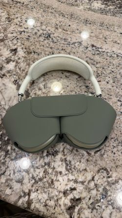 Apple AirPod Max, light green