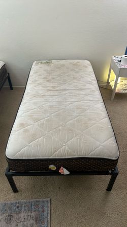 TWIN BED