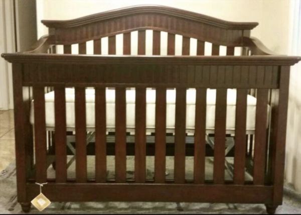 Babi Italia Eastside Lifestyle Convertible Crib Cherry Wood For