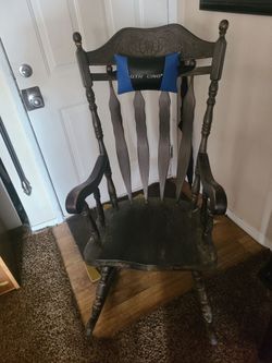 Rocking Chair with Headrest
