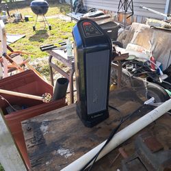 Electric heater with fan