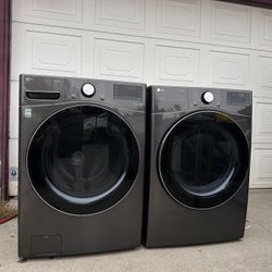 LG Large Capacity Washer and Dryer Electric Set