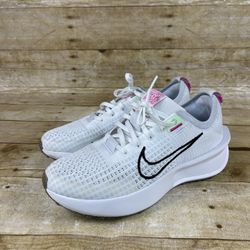 Nike Interact Run Womens Size 7.5 White Black Athletic Running Shoes Sneakers