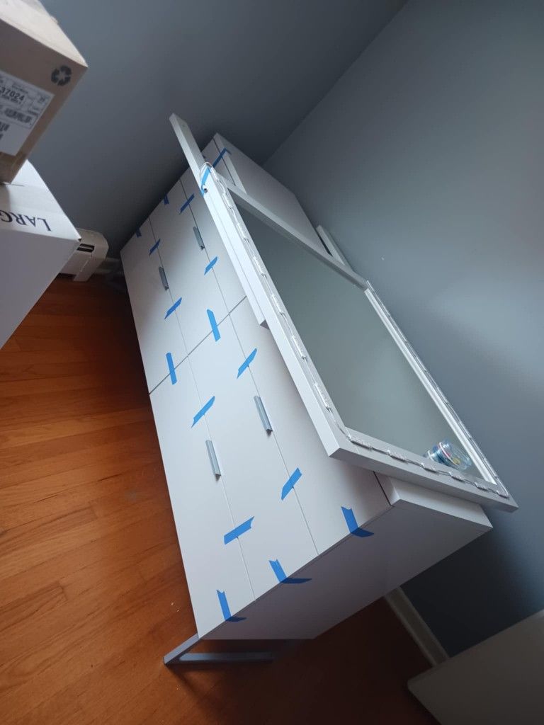Dresser, Chest & Mirror Set