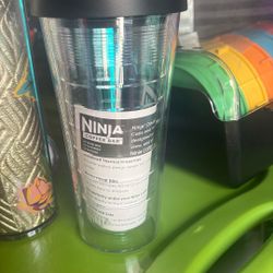 Assorted Starbucks And Ninja Cups 