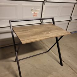Foldable Table 