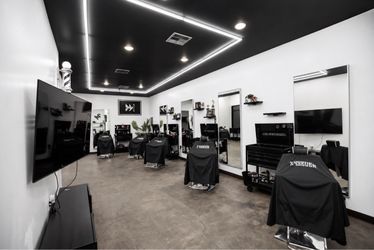 Turnkey Barbershop for Sale – 8 Stations – Pomona