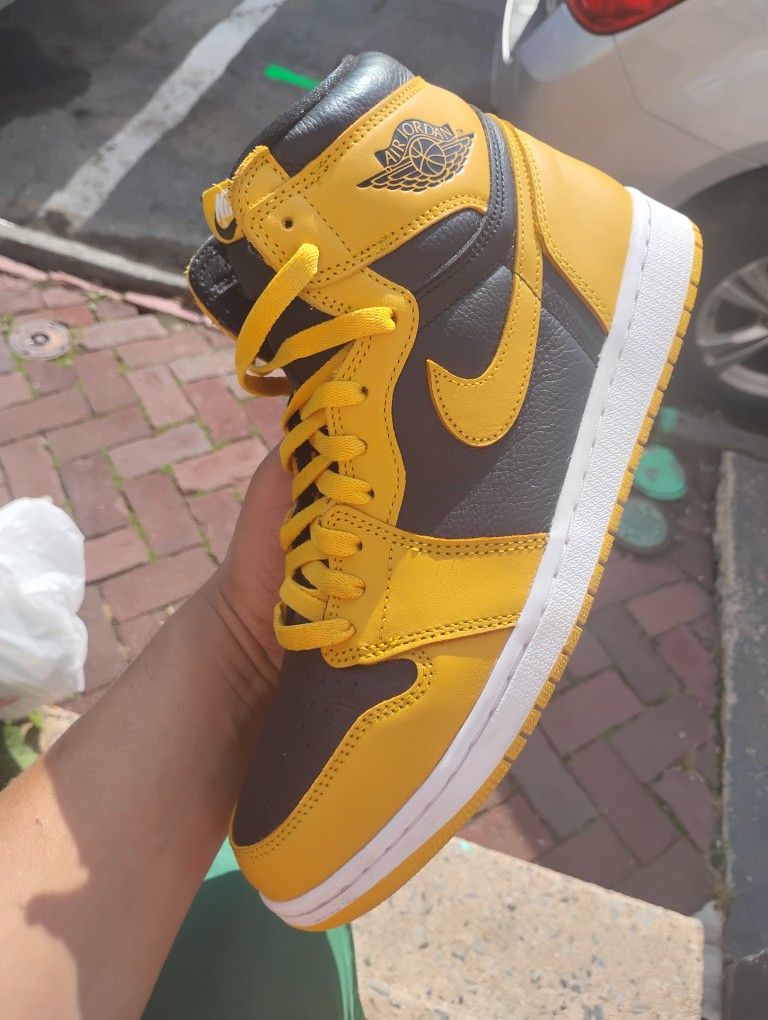 AJ 1 HIGH SIZE 10.5