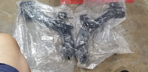 New 2004 HONDA CRV ALL WHEEL DRIVE Front Rotors & control arms