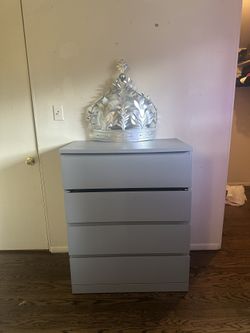 4 Tier Dresser