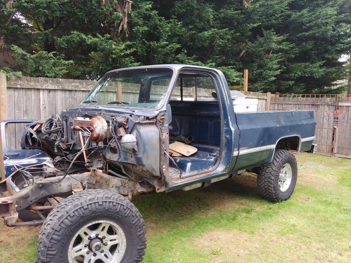 Parting out 84 chevy truck