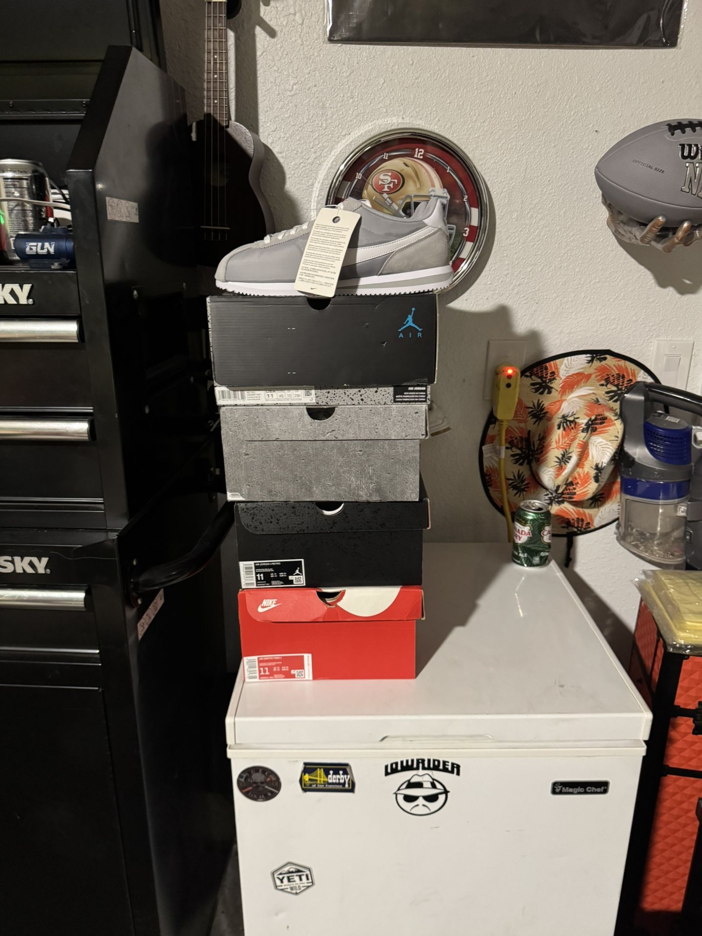Kicks/deadstock/shoes