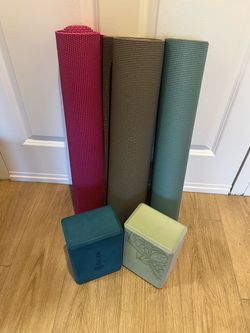Yoga Mat and Block Bundle – Set of 5