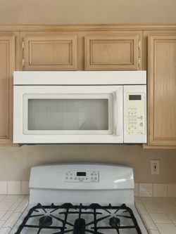 Over stove microwave