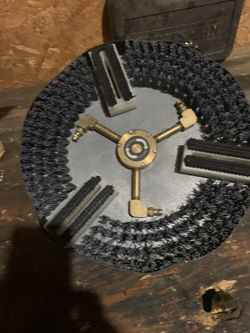 I have two heads of i360 one is for the floor and the other is for the stairs are not used are new they cost me $ 650 and I'm asking for $ 500