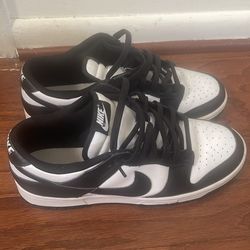 2 Pairs dunks size 10,10.5