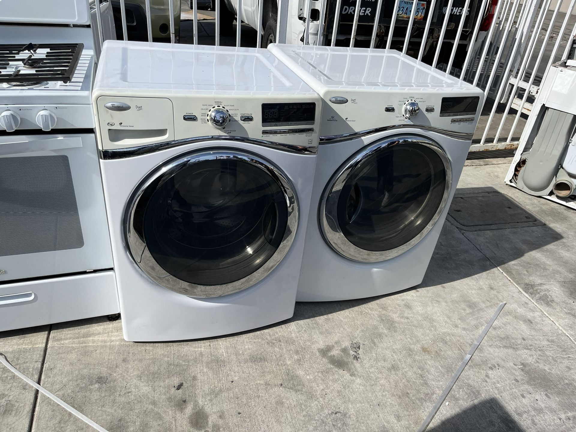 Whirlpool Set Washer And Dryer Front Load “white”