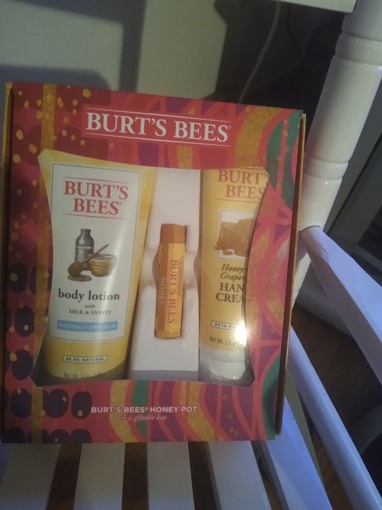 Burt's Bee Gift Set