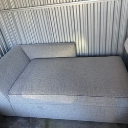  109" Right Bench Cushion Sleeper Sectional w/ Storage Chaise, Chenille Tweed, Storm Gray