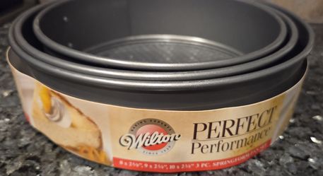 Hilton Sprinfoam Cake Pan Set