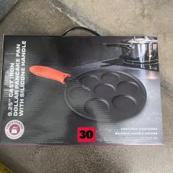 Cast Iron $ Pancake Pan