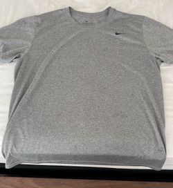 Nike XL Men’s T-Shirt Gray