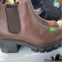 Chunky Chelsea Boot