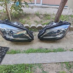 Faros delanteros Mercedes