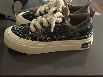 KATO Keep Real Bandana Star Low-Top Sneakers