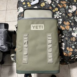 YETI HOOPER BACKFLIP 24