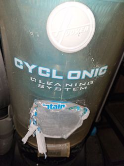 Vacuum cleaner 12 amp Cyclonic