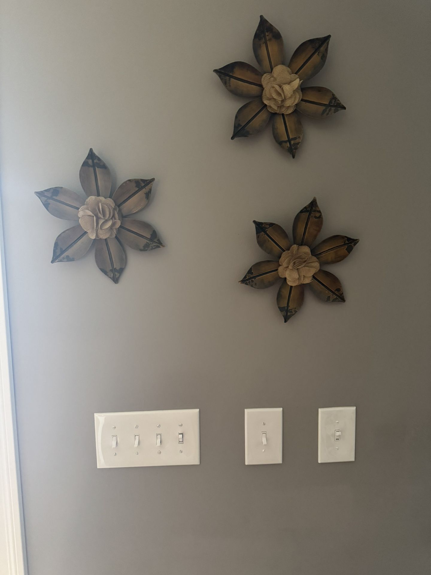 Metal Flower Wall Decor