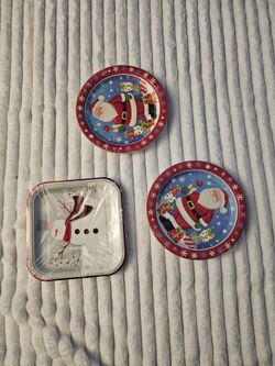 Paper Christmas plates