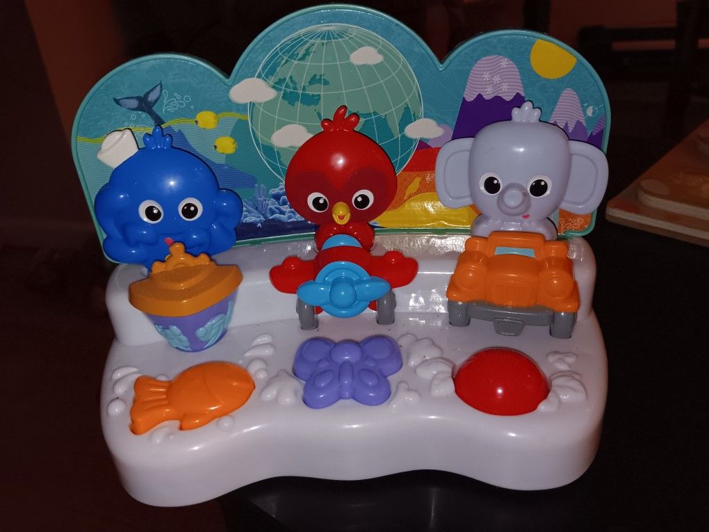 Baby Einstein Move and Discover Play Pals