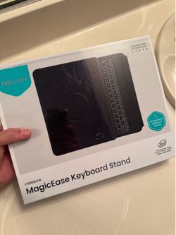 Magic Keyboard stand