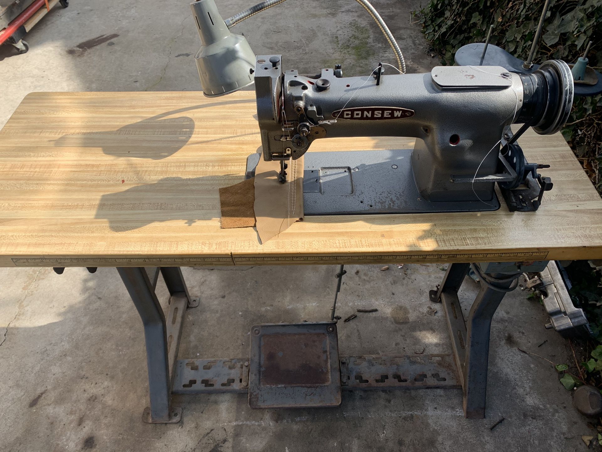 Consew 226R Industrial Walking Foot Sewing Machine for Sale in West