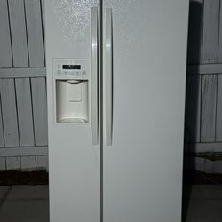 Free Delivery - Refrigerator 