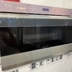 Wolf 24” Microwave Drawer