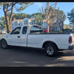 2001 Ford E-150